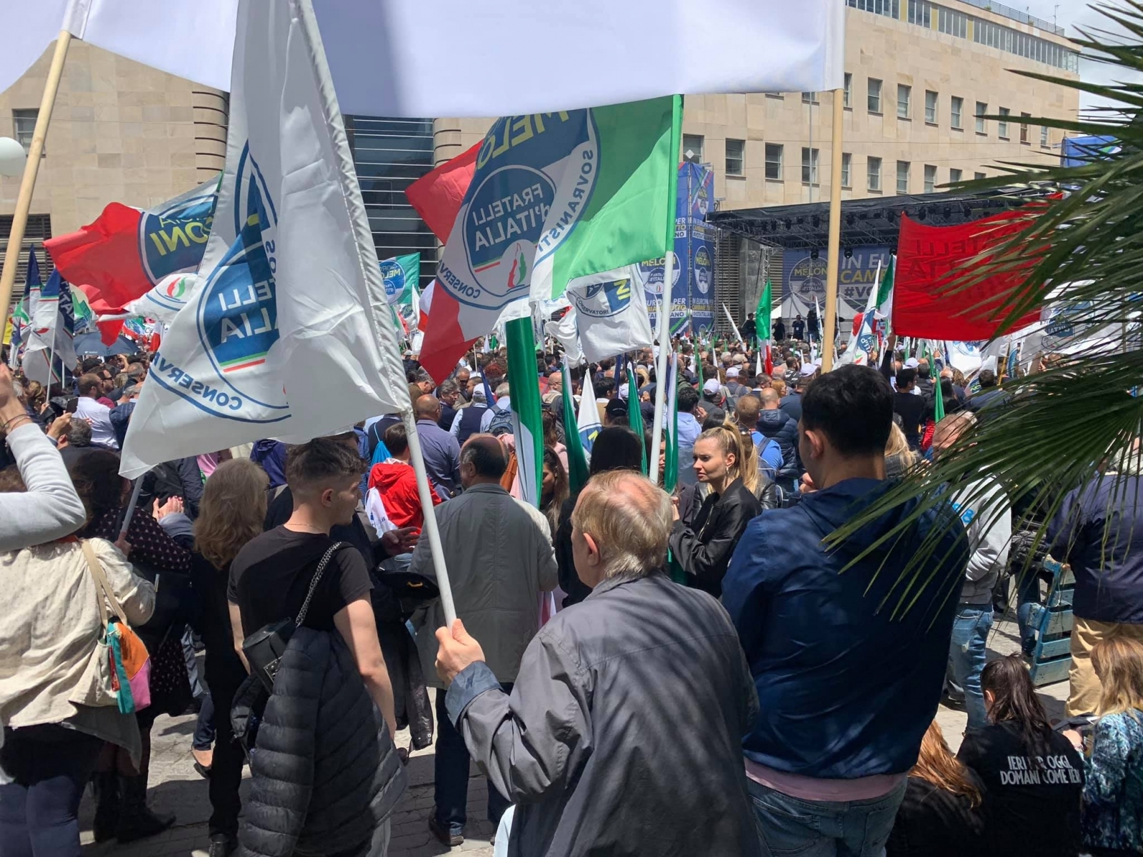 Manifestazione-FDI-Napoli-19-05-2019-02