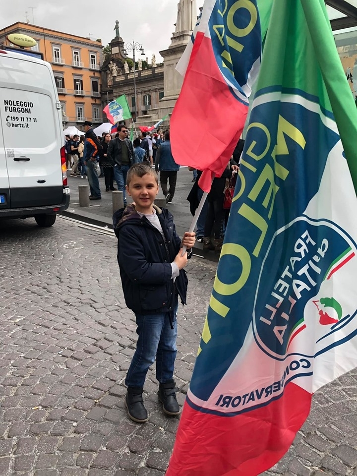 Manifestazione-FDI-Napoli-19-05-2019-09