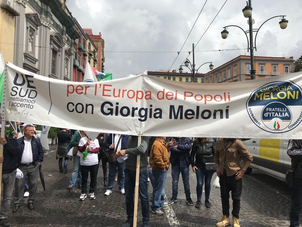 Manifestazione-FDI-Napoli-19-05-2019-15